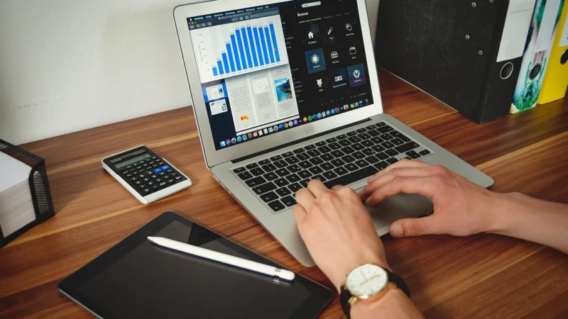 Academic VMware Workspace ONE Standard (Includes AirWatch) Perpetual: 1 Device