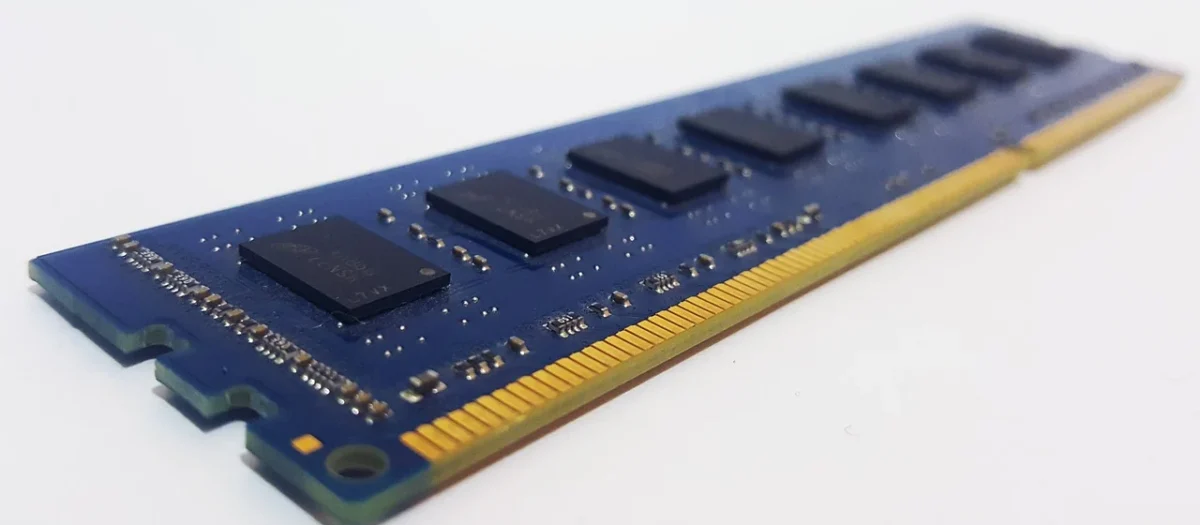 Afox SO-DIMM 4GB DDR3 1600MHZ MICRON CHIP LV 1,35V (AFSD34BN1L)