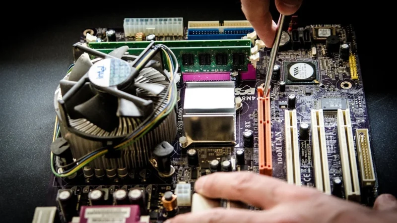 Asrock – (EP2C622D16NM)