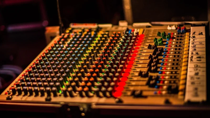 Behringer X32