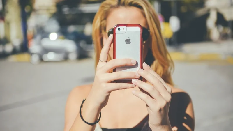 Camshield Soft Do iPhone X/Xs Miętowy (12341518817)