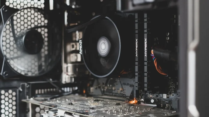 Gigabyte dla firm – solidne podzespoły do komputera