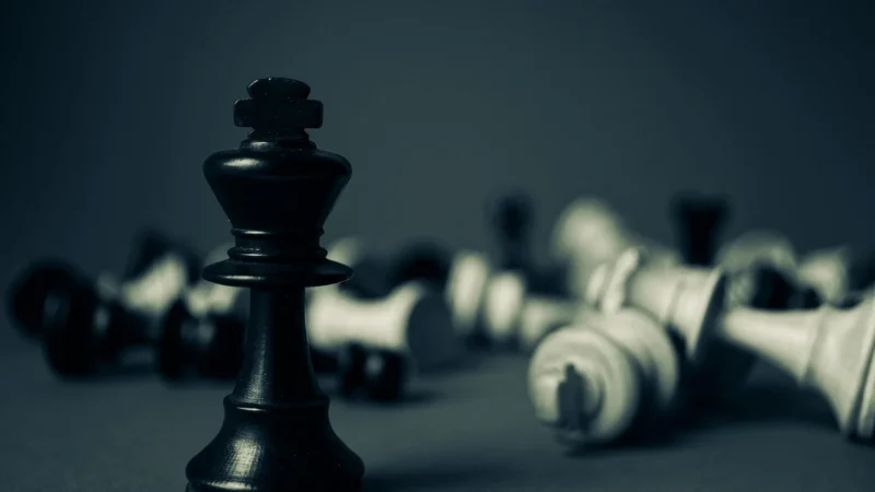 Gra planszowa Galakta Dungeoneer: Krypta Przeklętych