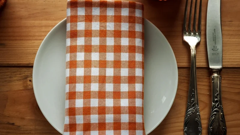 Gra planszowa Schmidt Spiele Das Gasthaus von Tiefen Thal, Zimmer frei! 1. Erweiterung (wersja niemiecka)