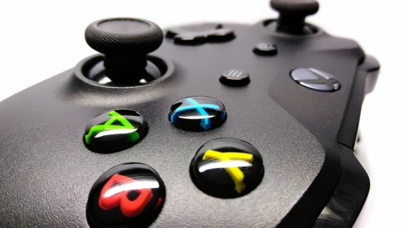 Gravity Heroes (Xbox One Key)