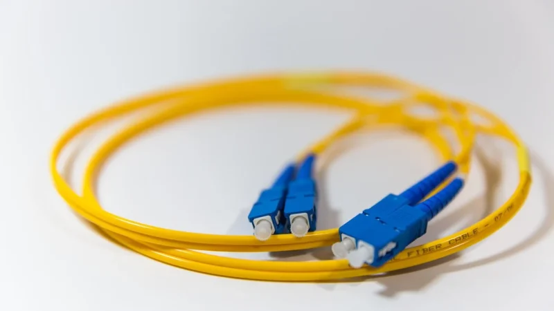 Intel QSFP+ / 4xSFP+ 3m (X4DACBL3)