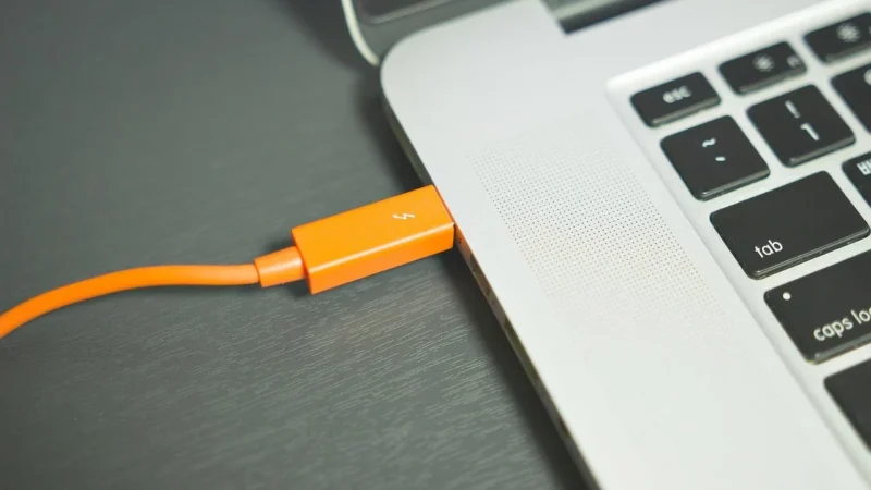 LC-POWER OBUDOWA 2,5 STALA USB 3.0 ULTRA SLIM 6,35 CM (LC-25U3B-ELEKTRA)