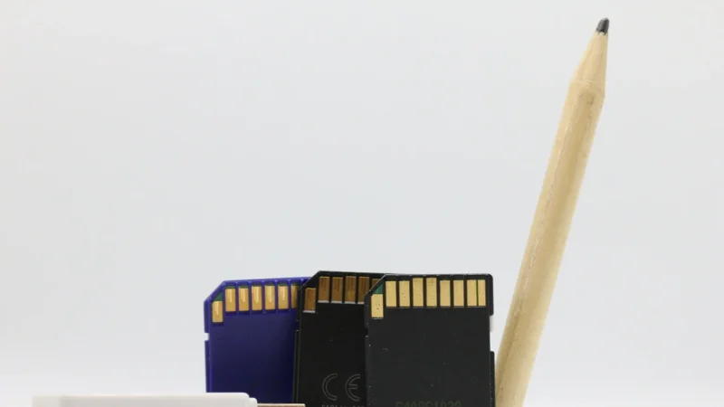 Sandisk 32 GB USB 2.0 Czarno-czerwony (SDCZ50032GB35)