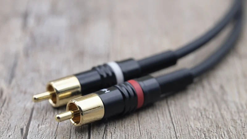 UGREEN KABEL PRZEWÓD AUDIO 3,5 MM MINI JACK (ŻEŃSKI) – 2RCA (MĘSKI) 25 CM SZARY (AV102 10561)