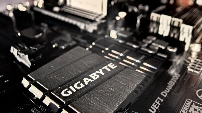 WD Black SN850 2TB M.2 PCIe NVMe with Heatsink (WDBAPZ0020BNCWRSN)